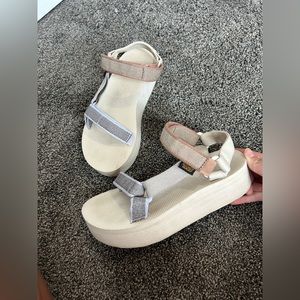 TEVA PLATFORM SANDALS!!!